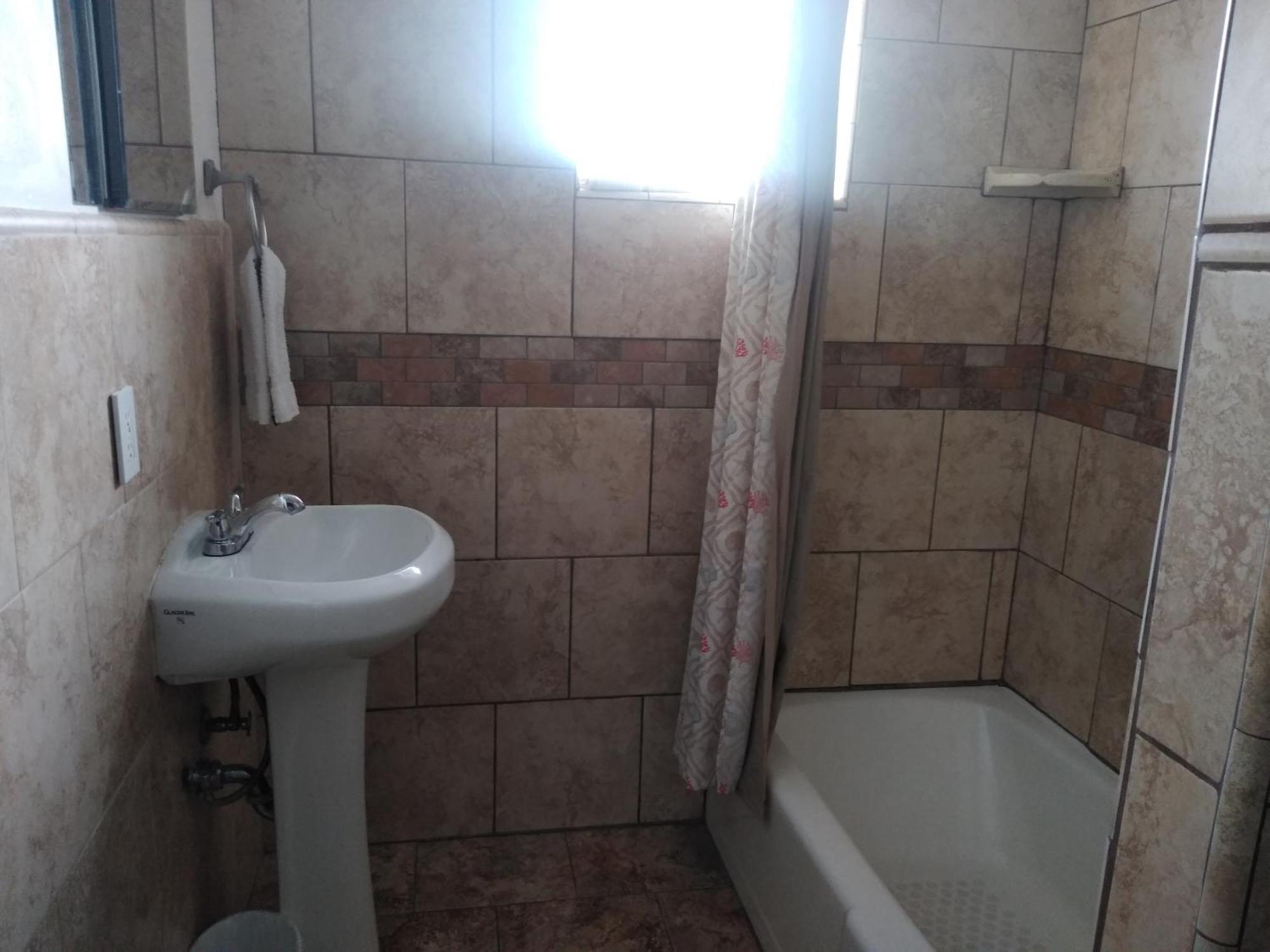 The Charin Inn Clearfield Room photo